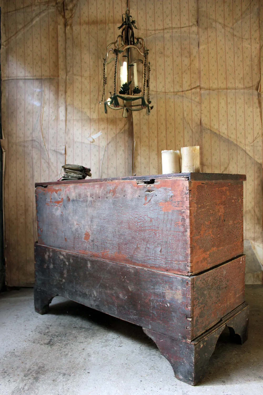 A Gorgeous George III Plum Painted Pine Mule Chest c.1800