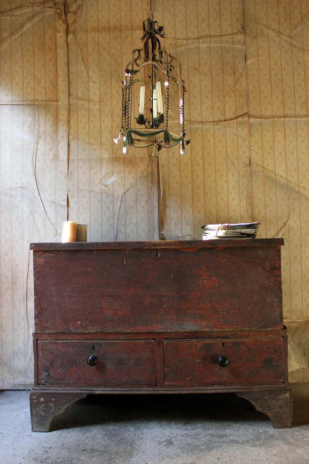 A Gorgeous George III Plum Painted Pine Mule Chest c.1800