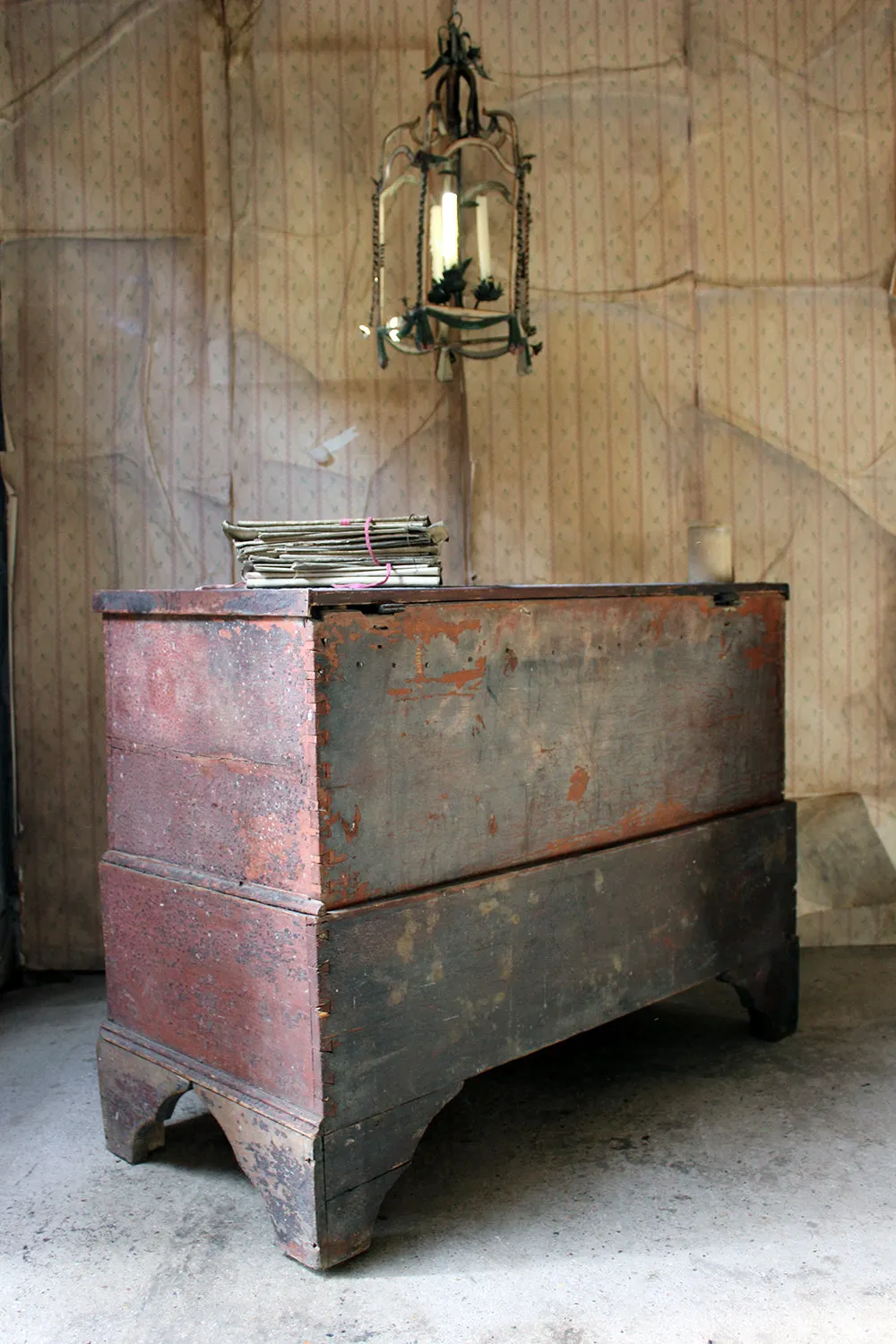 A Gorgeous George III Plum Painted Pine Mule Chest c.1800