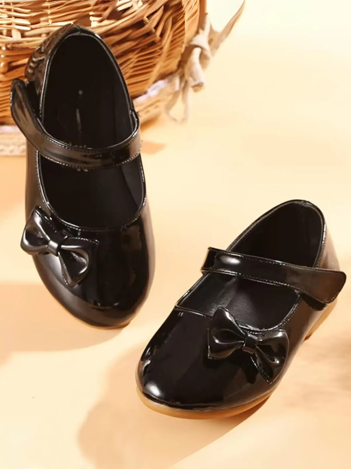 Bow-Knot Princess Leather Shoes