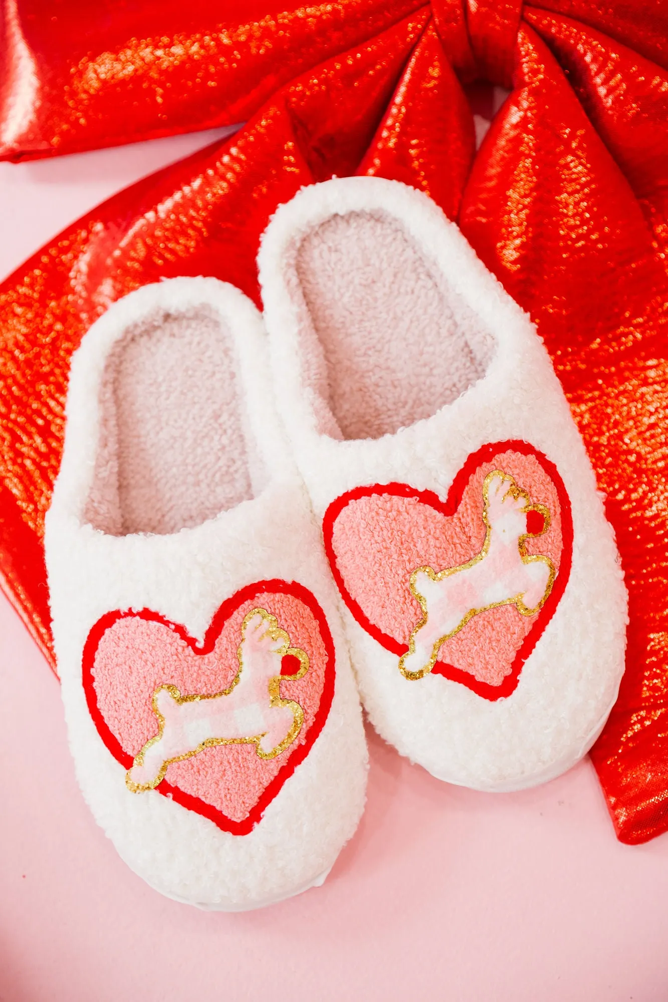 HOLIDAY CHEER HEART SLIPPERS